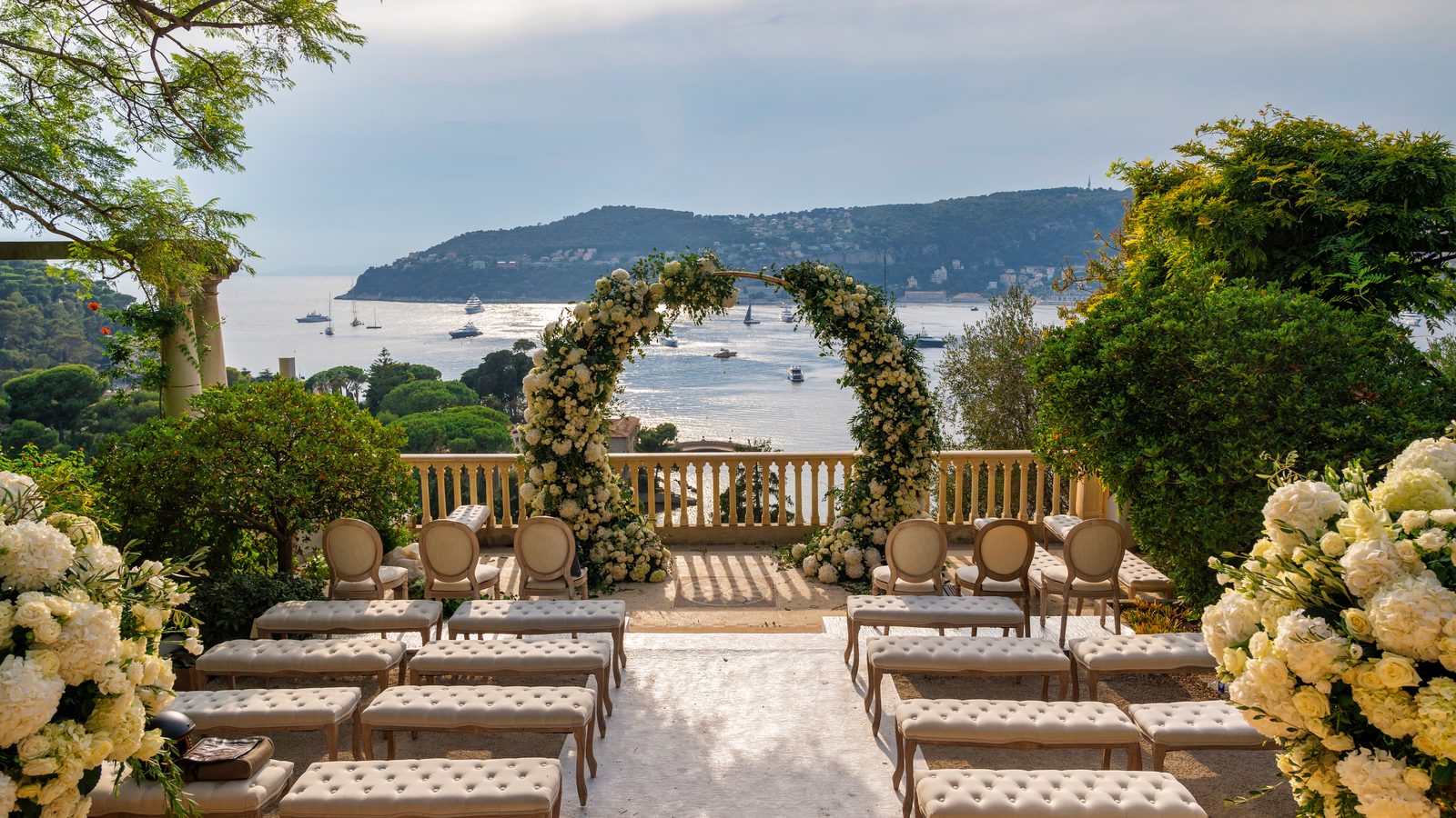 Outdoor & coastal venue ideas cover
